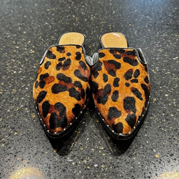 Schultz Leopard Studded Slides. Size 7.5B. - Picture 2 of 9